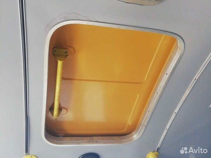 Люк на крышу авто