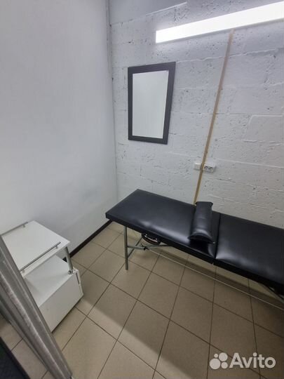 Рабочее место мастера маникюра,педикюра