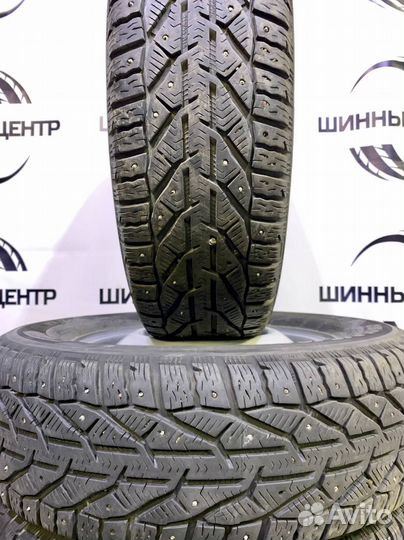 Зимняя(шип) Tigar 215/65 R16 Нива