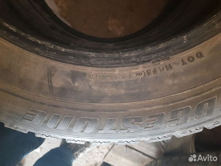 Bridgestone Blizzak WS-70 225/65 R17 102T