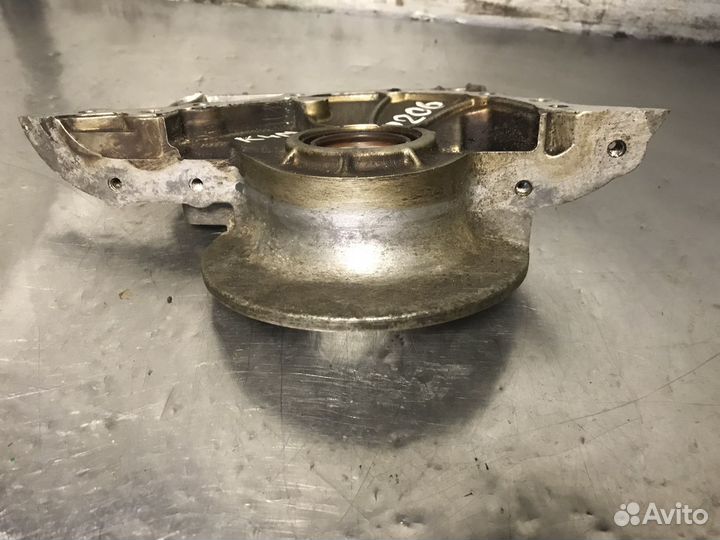 Передняя крышка блока K4M K4J 16V Renault