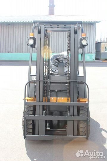 Вилочный погрузчик UN Forklift FG20, 2023