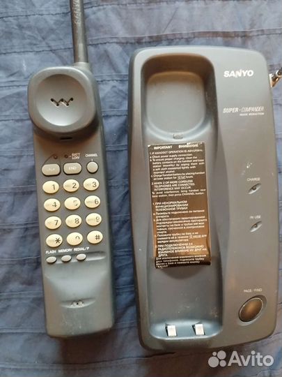 Телефоны стационарные Panasonic Sanyo