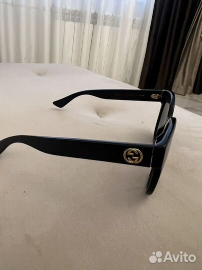 Солнцезащитные очки женские gucci