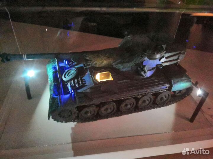 Модель танка AMX-13 90