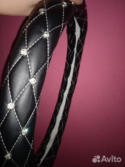 Чехол на руль со стразами