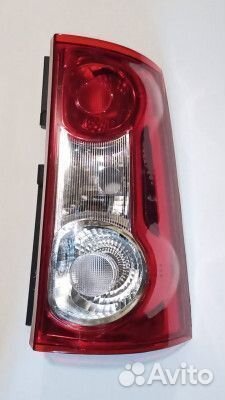 Фонарь правый LADA Largus