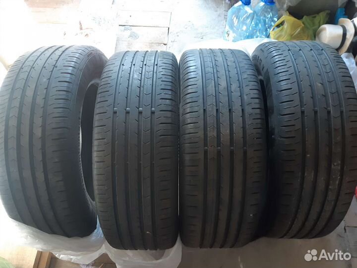 Continental ContiPremiumContact 5 225/60 R17 99V