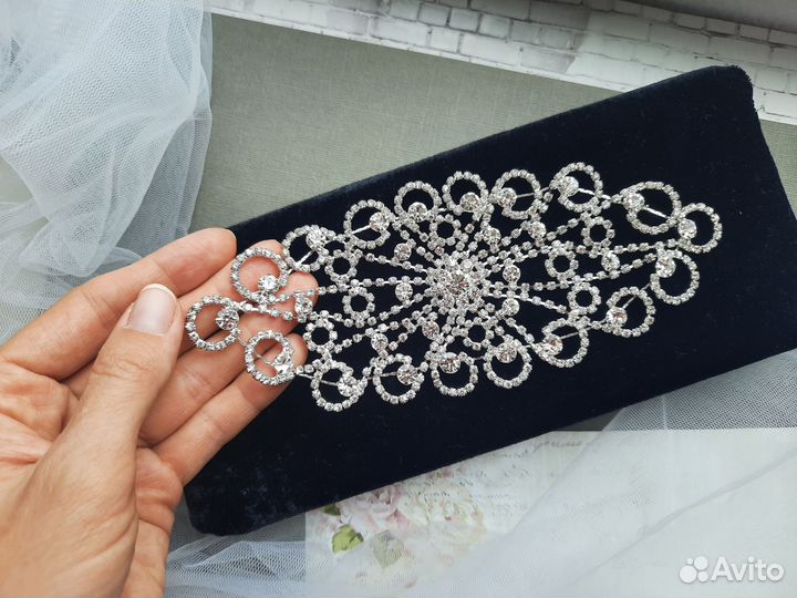 Украшение на никах тика