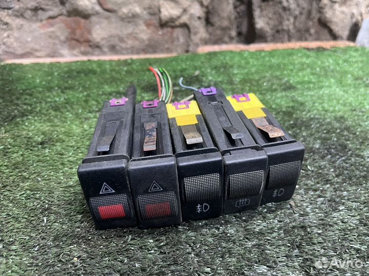 Кнопка аварийки Audi A4 B5 8d0941509c