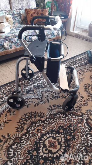 Ходунки для взрослых на колесах