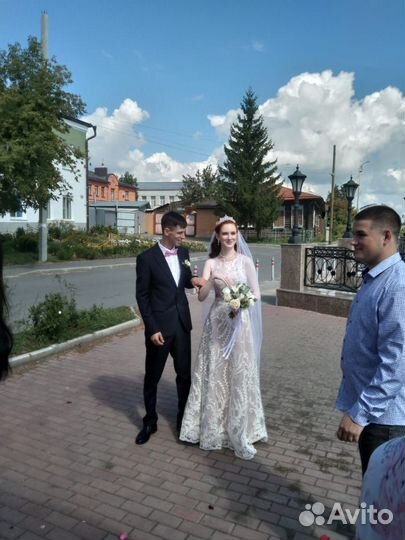 Свадебное платье
