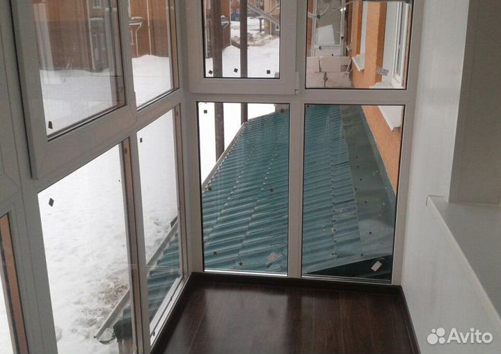 Остекление балконов и лоджий под ключ J5898