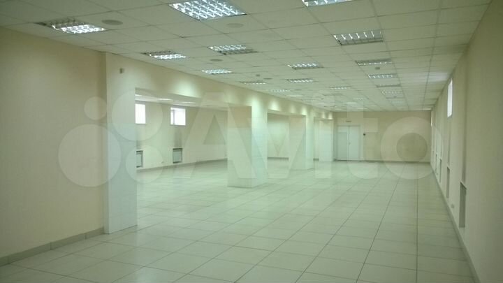 Здание, 2555 м²