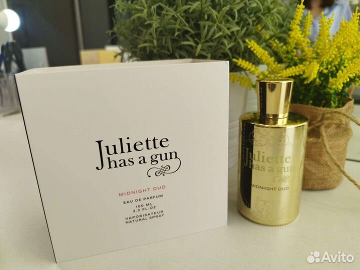 Juliette has a gun midnight oud