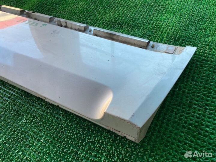 Молдинг двери прав. перед. Infiniti Qx56