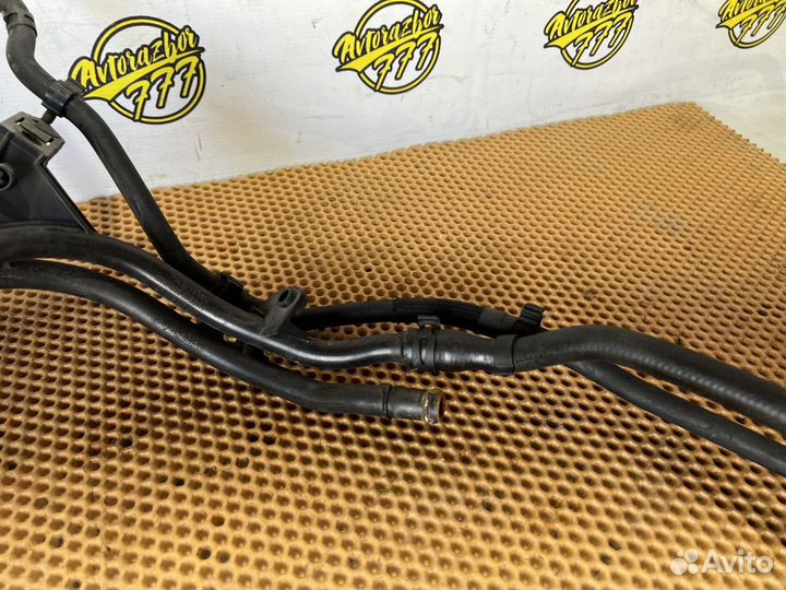 Трубка системы охлаждения Volkswagen Tiguan 1 5N