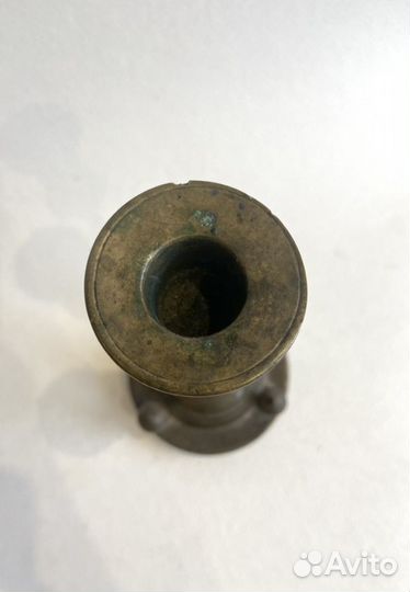 Бронзовый подсвечник на ножках 20,5см