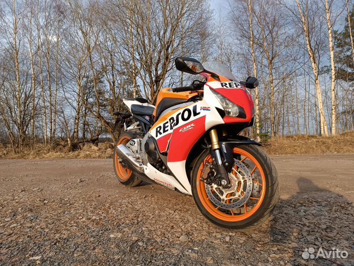 Honda CBR 1000RR Fireblade (ABS)