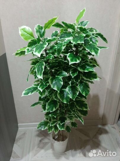 Искуственное дерево (новое)