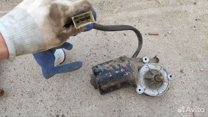 Моторчик стеклоочистителя на газель