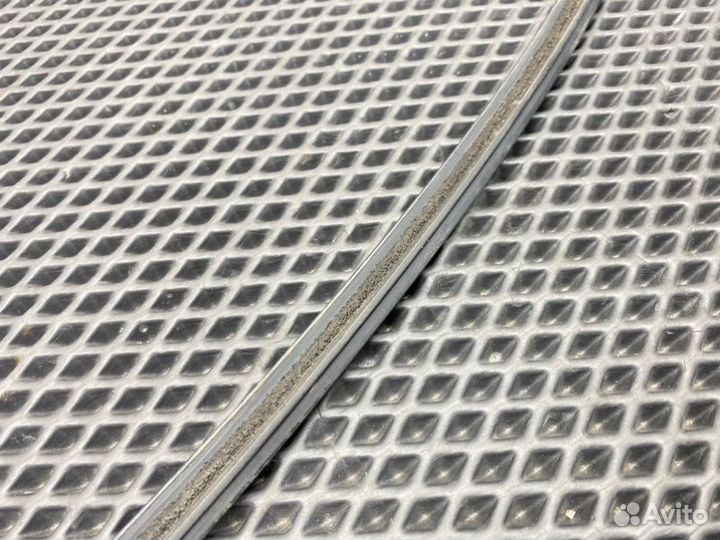 Уплотнитель лобового стекла Honda Civic FD(4Д)