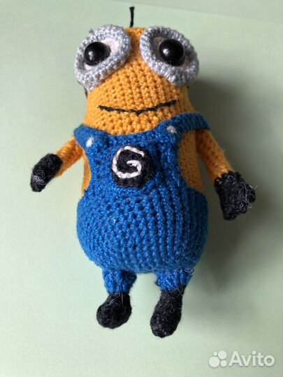 Игрушка Миньон вязаный Ручная работа