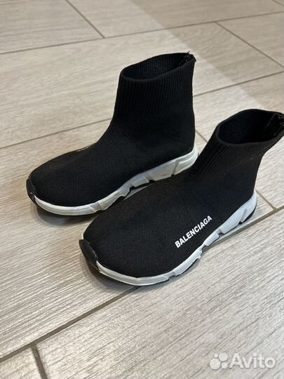 Кроссовки для девочки 26 размер