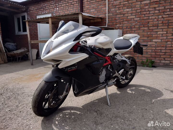 MV Agusta F3 800