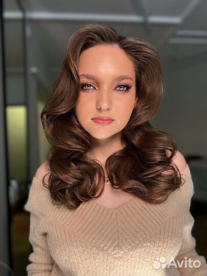 Модель на макияж