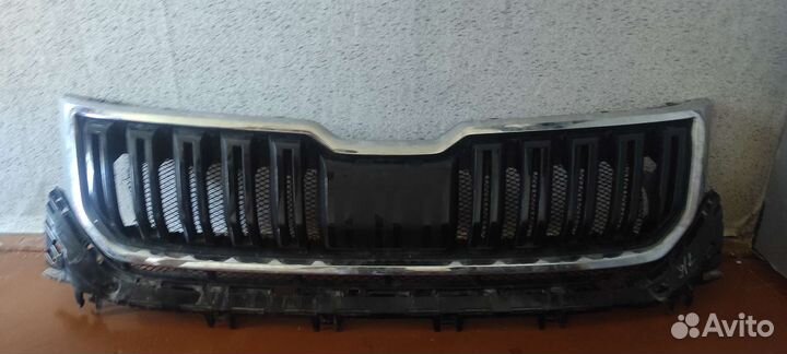 Решетка радиатора в сборе 1 поколение