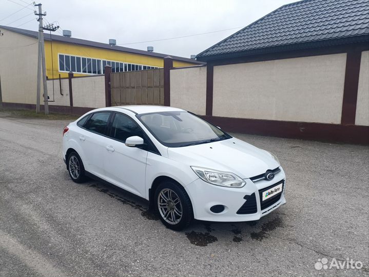 Ford Focus 1.6 МТ, 2012, 272 117 км