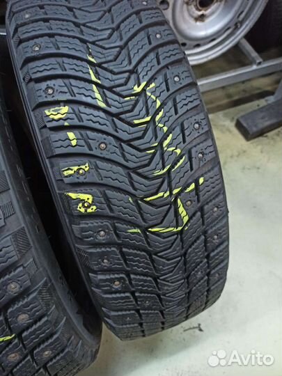 Michelin X-Ice XI3 185/65 R15 92T