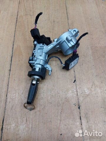 Замок зажигания Opel Astra J A16XER 2010