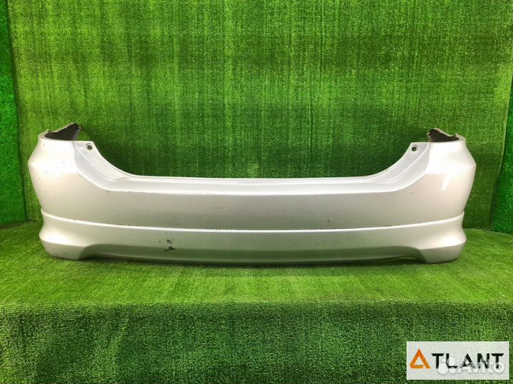 Бампер задний toyota wish