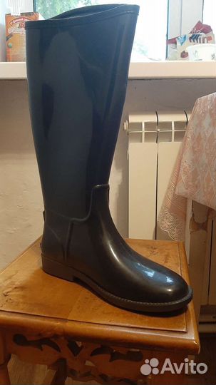 Резиновые сапоги