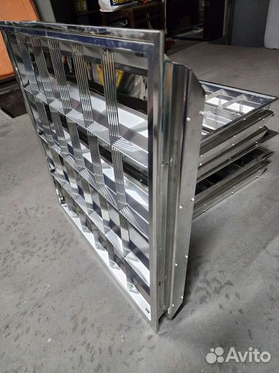 Светильник потолочный люминесцентный б/у