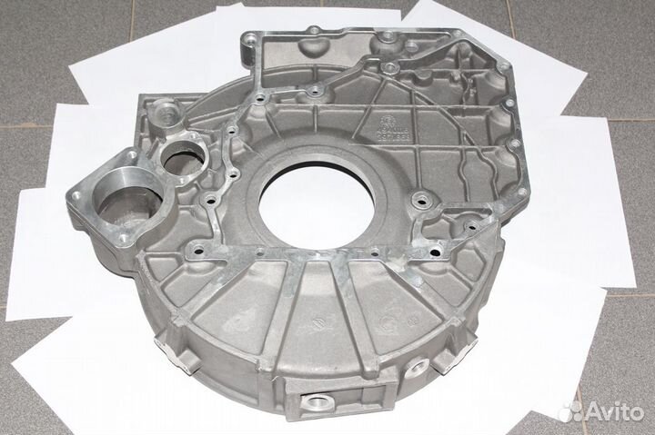 Картер маховика Cummins 6ISBe 3971926 Оригинал