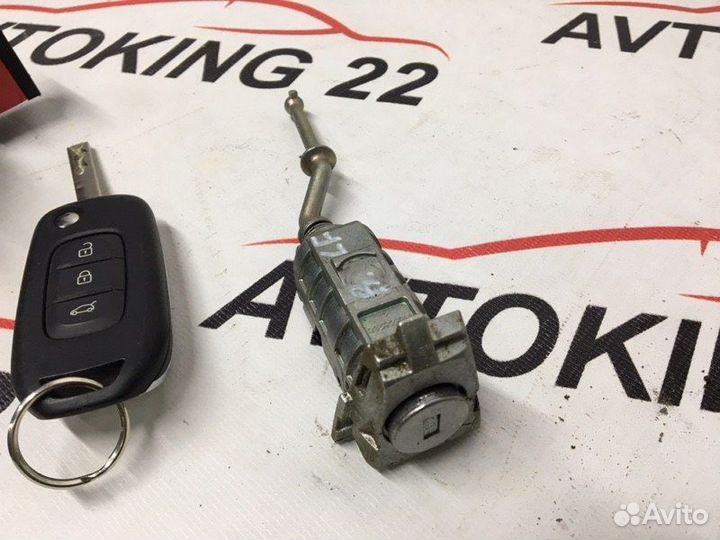 Замок зажигания с личинкой двери и ключом Renault