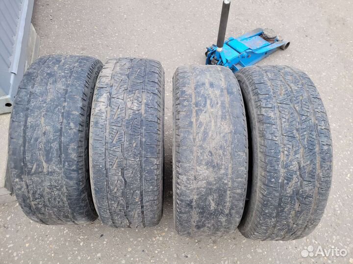 Bridgestone Dueler A/T 001 265/65 R17