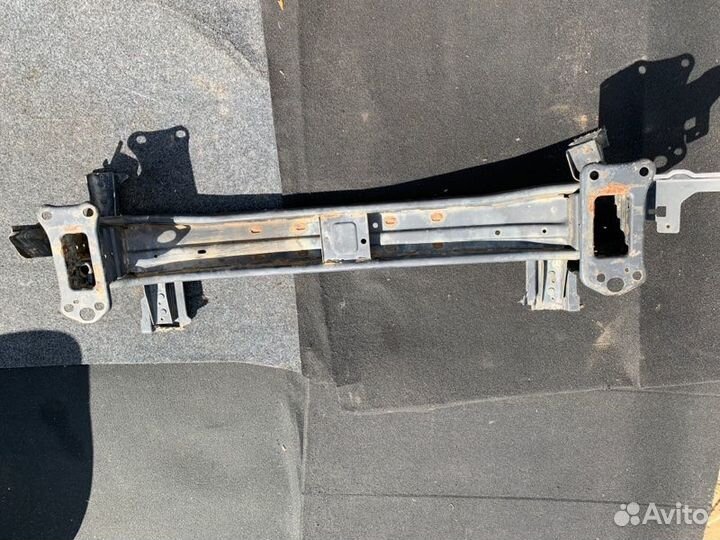 Усилитель бампера передний Kia Sorento 2014