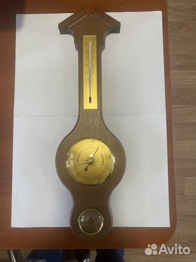 Барометр настенный
