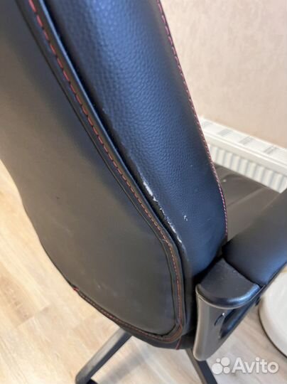 Компьютерное кресло Viking кожа. - не новое