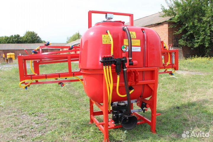 Опрыскиватель Lisicki P035, 2022