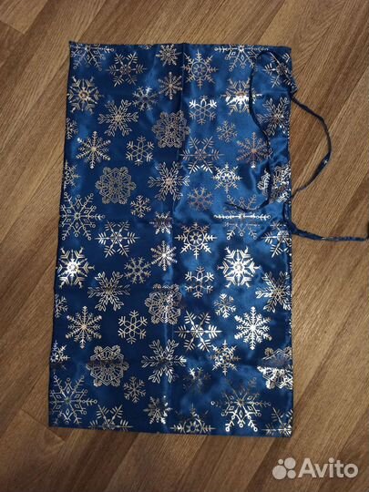 Карнавальный костюм (снегурочка, ёлочка и др.)