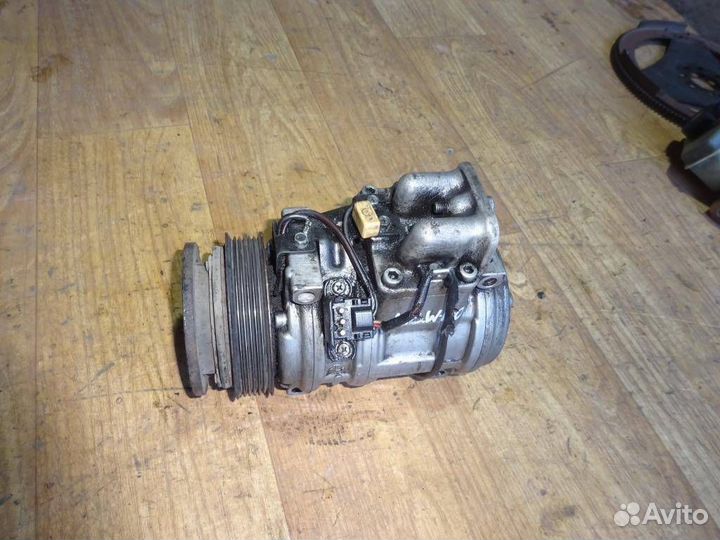 Компрессор системы кондиционирования Mercedes-Ben