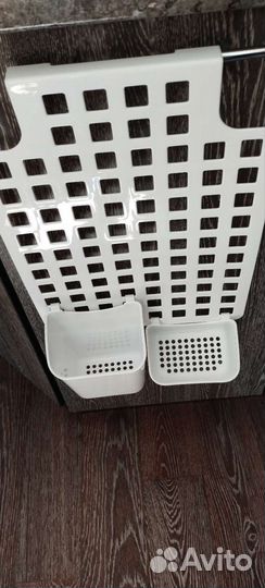 Органайзер навесной с контейнерами