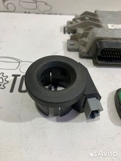 Блок управления двигателем комплект Renault Symbol