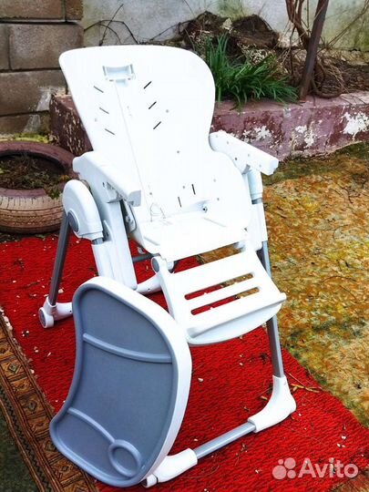 Стул для кормления малыша трансформер