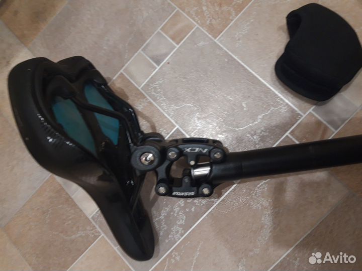 Подседельный штырь suntour ncx с седлом